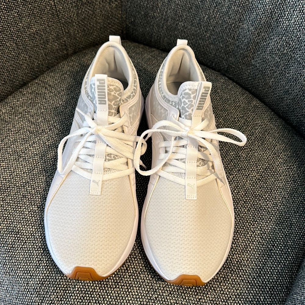 Puma white tennis shoes size 9.5